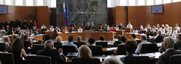 parlament2010