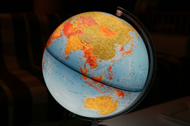 Globe